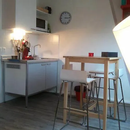 דירה A Studio In